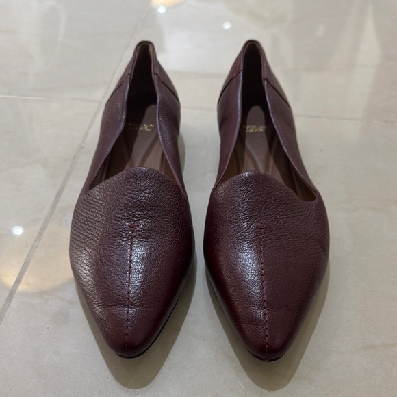 Giorgio Armani Elegant Burgundy Pebble Leather Loafers size 39.5 - Picture 5 of 7